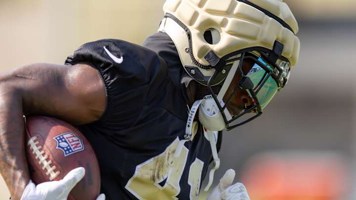 Alvin Kamara Wants to Finish Career with Saints Alvin Kamara Wants to Finish Career with Saints