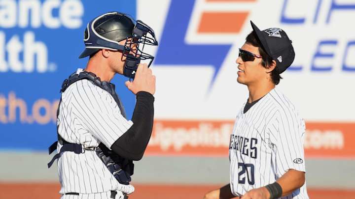 New York Yankees Prospect Goes Viral For Ability to "Switch Field"