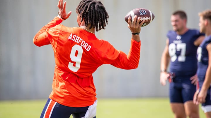 WATCH: Auburn QB Robby Ashford runs first-team offense during practice