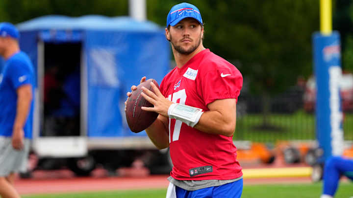 Josh Allen Sports New Blue Bills Helmet at Practice, Elicits Strong Reactions Josh Allen Sports New Blue Bills Helmet at Practice, Elicits Strong Reactions