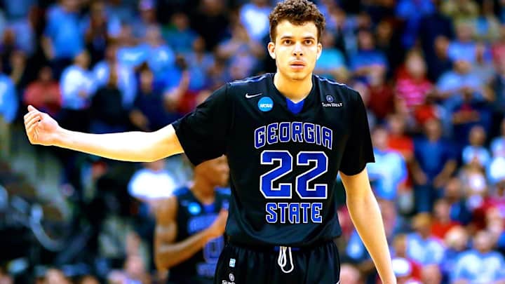 Charlotte Hornets Reach "Agreement" with Former NCAA Tournament Star Charlotte Hornets Reach "Agreement" with Former NCAA Tournament Star