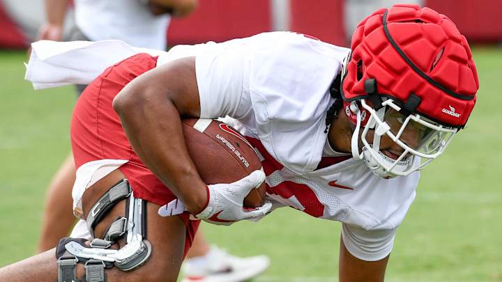 Razorbacks' Dominique Johnson Just Trying to Work Back Up Razorbacks' Dominique Johnson Just Trying to Work Back Up