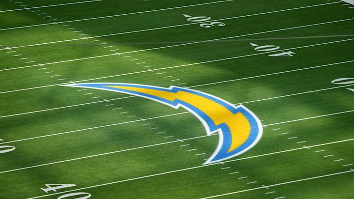 Chargers News: NFL Columnist Forecasts LA's Win-Loss Record Ahead of Preseason Chargers News: NFL Columnist Forecasts LA's Win-Loss Record Ahead of Preseason