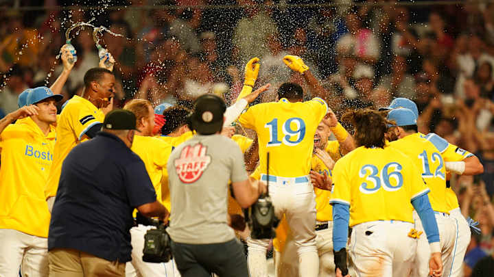 Boston Red Sox INF Does Something That No Major League Player Has Ever Done on Monday Night Boston Red Sox INF Does Something That No Major League Player Has Ever Done on Monday Night
