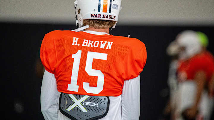 Auburn quarterback Hank Brown describes the ins and outs of the RPO offense Auburn quarterback Hank Brown describes the ins and outs of the RPO offense