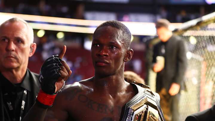 Israel Adesanya to Face Sean Strickland at UFC 293