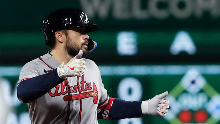 TAKEAWAYS: Braves score three in the ninth, snap losing streak