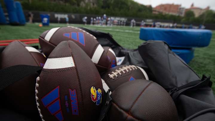 Kansas Jayhawks open as big underdog against Oklahoma Sooners