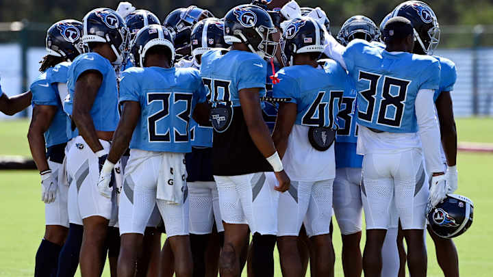 Titans Starting Defense Throttles Offense, Intercept Two Tannehill Passes Titans Starting Defense Throttles Offense, Intercept Two Tannehill Passes