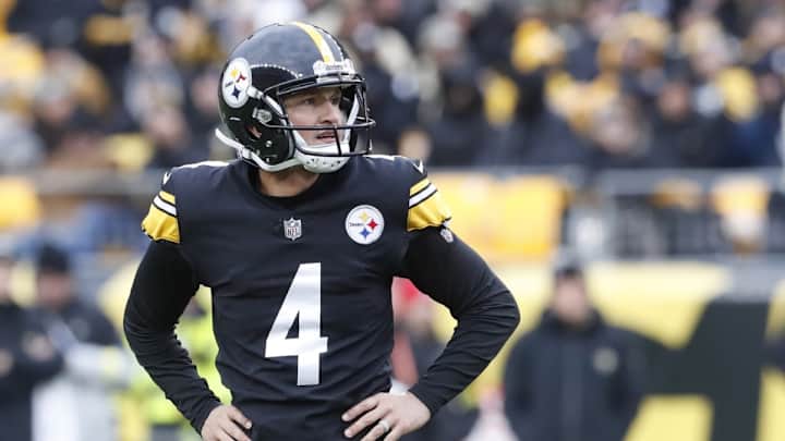 Panthers Add Kicker While Pineiro Deals with Injury Panthers Add Kicker While Pineiro Deals with Injury