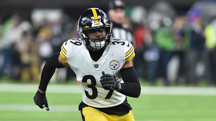 Steelers FS Minkah Fitzpatrick Nearly Misses Top 20 of Top 25 Players Under 25 Steelers FS Minkah Fitzpatrick Nearly Misses Top 20 of Top 25 Players Under 25