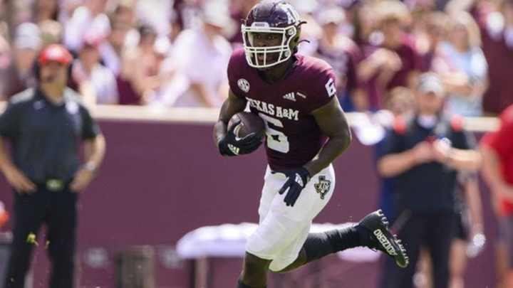 Aggies HC Jimbo Fisher Says RB De'Von Achane Pass-Catching Provides 'Really Good Fit' For Dolphins Aggies HC Jimbo Fisher Says RB De'Von Achane Pass-Catching Provides 'Really Good Fit' For Dolphins