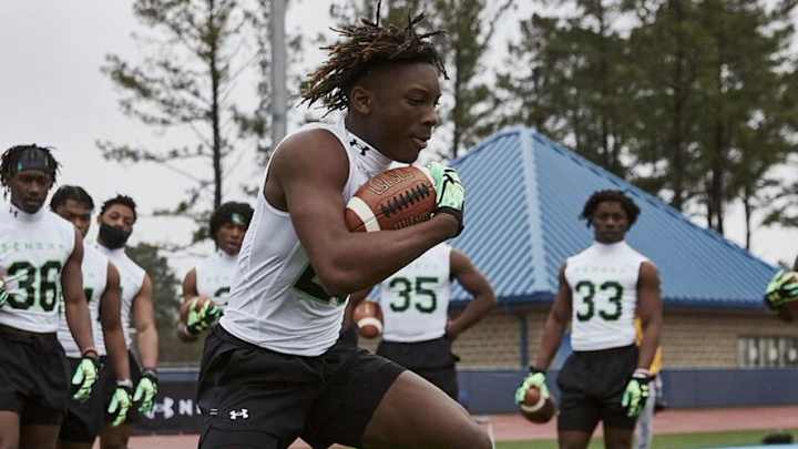 Small-Town Alabama Back Has Big-Time Offer Total, with UW Latest in Pursuit Small-Town Alabama Back Has Big-Time Offer Total, with UW Latest in Pursuit