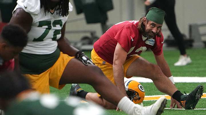 Aaron Rodgers Says He’ll ‘Definitely’ Finish Career With Packers