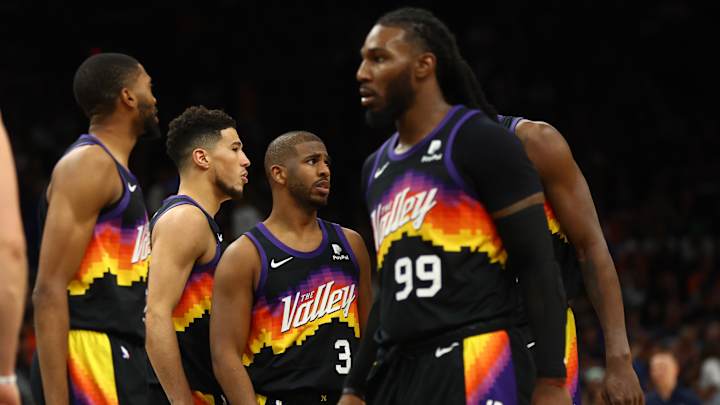 Suns Had COVID-19 Outbreak During Game 7 Loss to Mavs, per Report