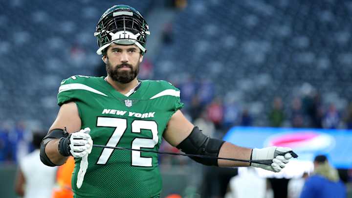 Laurent Duvernay-Tardif Pauses Football Career for Residency Program