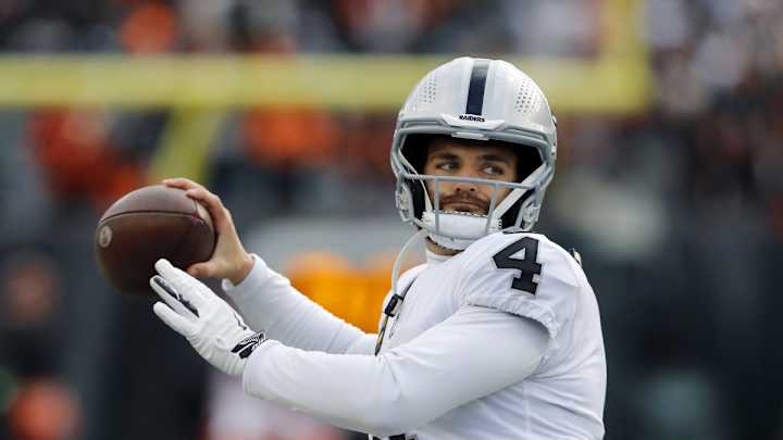 Josh McDaniels: I Really Enjoy Coaching QB Derek Carr