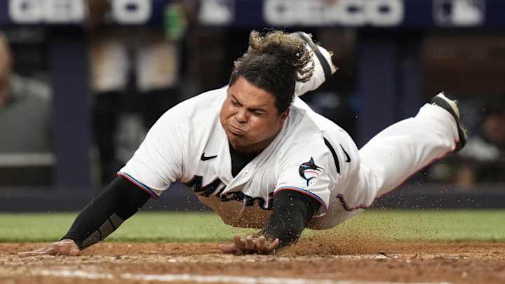 Social Media Raves Over Willians Astudillo in Marlins' Walk-Off Win