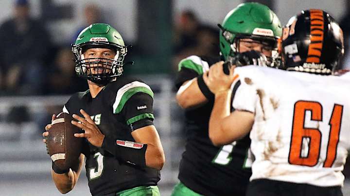 Finding QB Recruit Remains Priority for UW as Candidates Narrow Finding QB Recruit Remains Priority for UW as Candidates Narrow