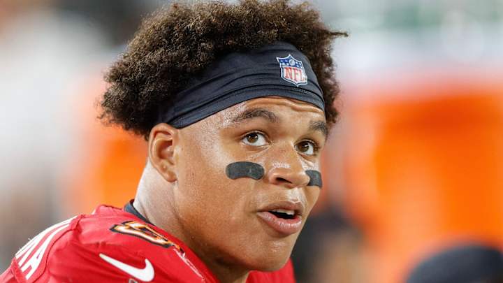 Bucs Create Starting Opportunity for Ex-Husky Tryon-Shoyinka