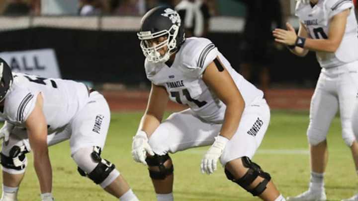 OL Elijah Paige Decommits From Notre Dame