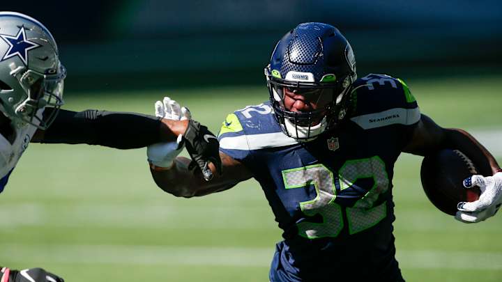 On Road to Recovery, Chris Carson Helping New Seahawks Teammate Get Acclimated On Road to Recovery, Chris Carson Helping New Seahawks Teammate Get Acclimated