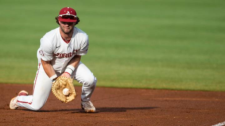 Arkansas Upsets North Carolina in Super Regional Opener Arkansas Upsets North Carolina in Super Regional Opener