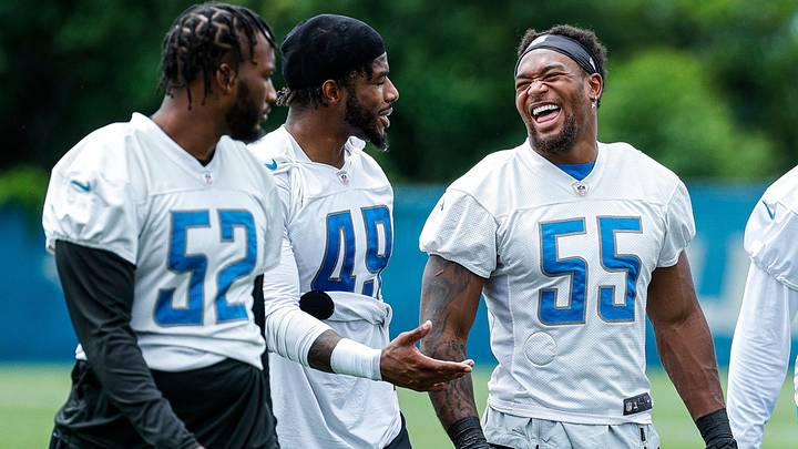 Look: Lions' Derrick Barnes Visits Cincinnati Boys and Girls Club