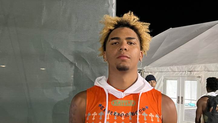 Elite Vols TE Commit Davis Talks Decision to 'Shut Down' Recruitment