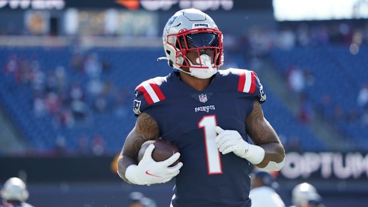 Reconstructing Harry: Patriots WR May Be Falcons Fit at Tight End Reconstructing Harry: Patriots WR May Be Falcons Fit at Tight End