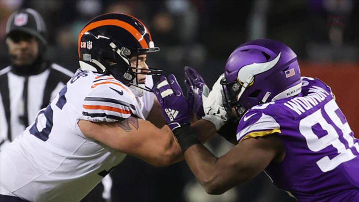 Could Bears Roll Out New Right Guard?