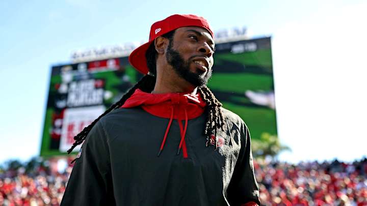 Former Buccaneer officially announces next destination