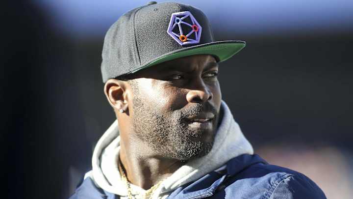Michael Vick Says He Would Have Stayed at Virginia Tech Longer With NIL