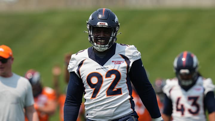 Broncos DC Evero 'Really Excited' About Former Fangio Favorite Jonathan Harris