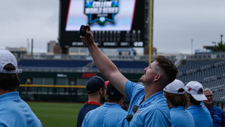 LOOK: Ole Miss Baseball Arrives in Omaha For College World Series