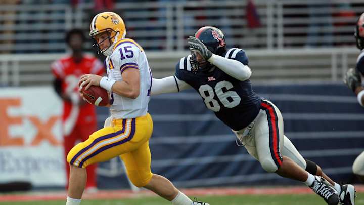 Former Rebel Greg Hardy Signs as 'Bare-Knuckled' Fighter
