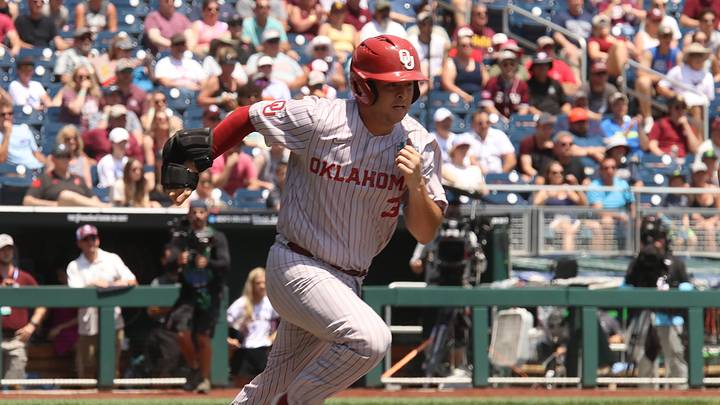 CWS Photo Gallery: Oklahoma 13, Texas A&M 8