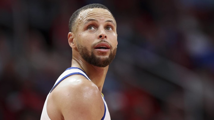 Davidson Will Induct Stephen Curry Into Hall of Fame, Retire His Number
