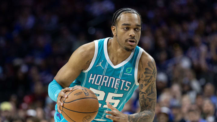 Could Spurs Trade for Hornets' P.J. Washington?