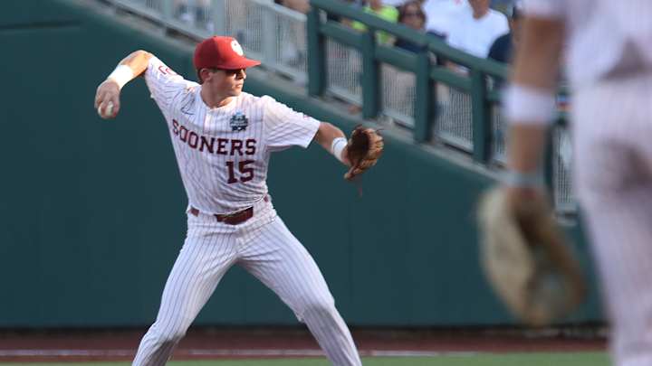 Oklahoma Freshmen Unbothered by Bright Lights of Omaha