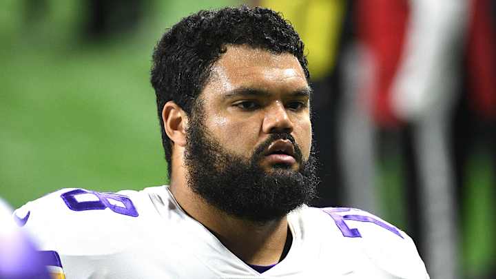 Bears OL Dakota Dozier Placed on IR After Minicamp Injury