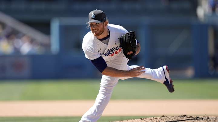 Dodgers: Dave Roberts Doubles Down on Craig Kimbrel Remaining LA's Closer