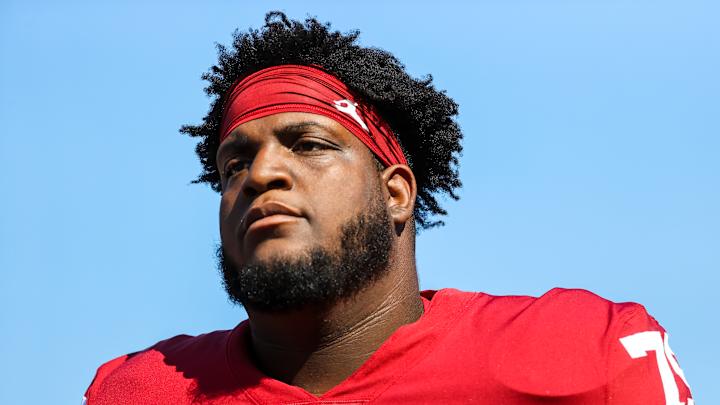 Former Oklahoma OL Darrell Simpson Announces Transfer Destination