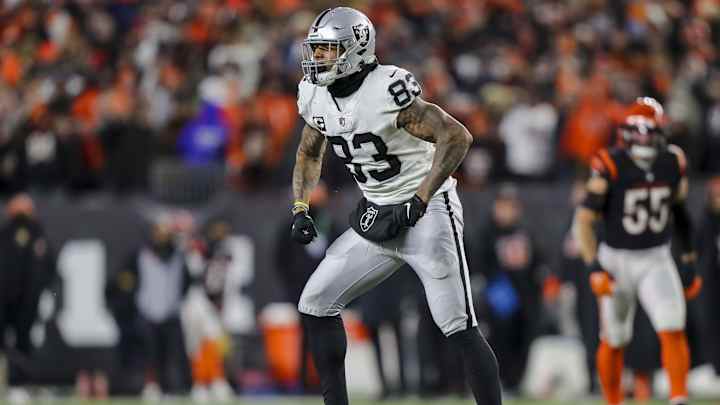 Raiders TE Darren Waller Speaks on Coach’s Winning Approach on Offense Raiders TE Darren Waller Speaks on Coach’s Winning Approach on Offense