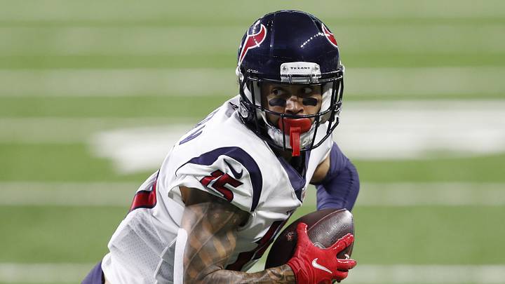 Four Free Agents the Panthers Should Consider Signing Four Free Agents the Panthers Should Consider Signing