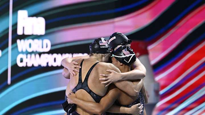 UVA Alum Leah Smith Helps Team USA Win Gold in 4x200 Relay