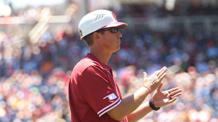 Report: Oklahoma Assistant Takes Head Coaching Job