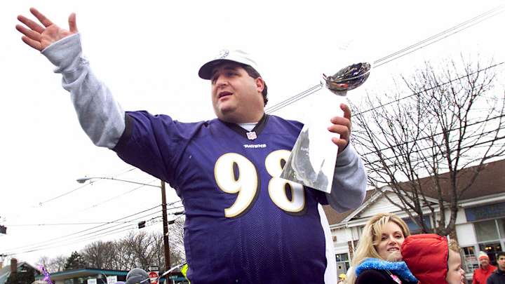 NFL World Remembers Tony Siragusa’s Legendary ‘Hard Knocks’ Moment