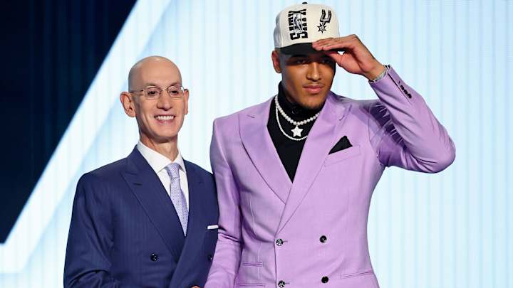 Three-&-D Potential? What Spurs Can Get With NBA Draft Pick Jeremy Sochan Three-&-D Potential? What Spurs Can Get With NBA Draft Pick Jeremy Sochan