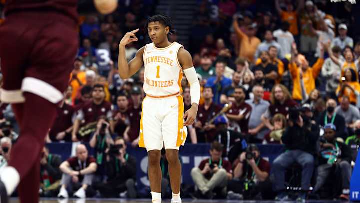 Spurs Trade No. 38 Overall Pick in NBA Draft to Grizzlies